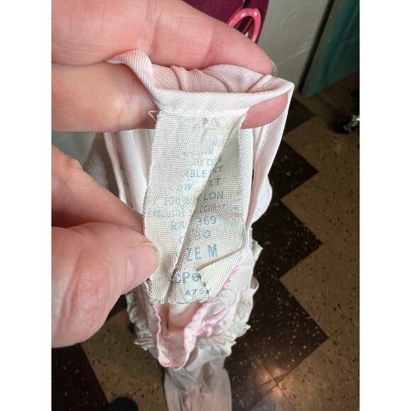 nightgown satin pink embroidered collar - Picture 7 of 7